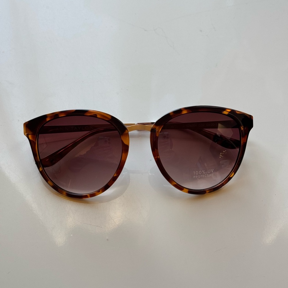 Ann Taylor round sunglasses - Picture 2 of 12